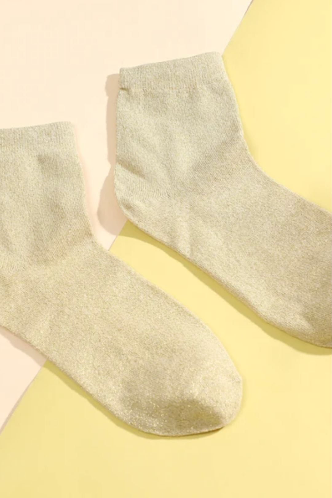 Chaussettes irisées femme – noires ou dorées, confortables et brillantes