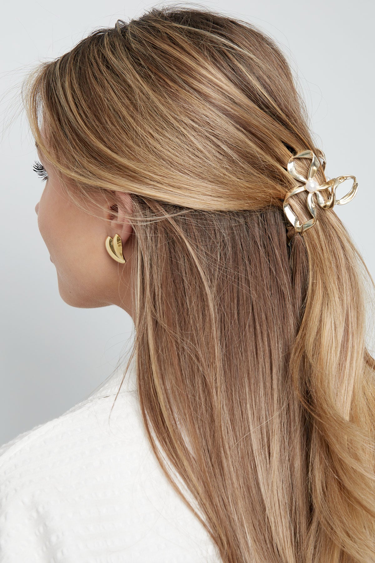 Pince à cheveux nœud doré avec perle