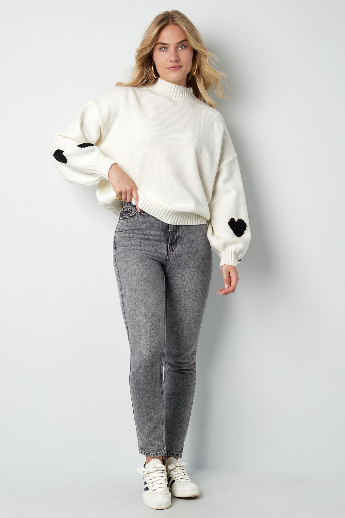 Pull Tricoté à Cœur