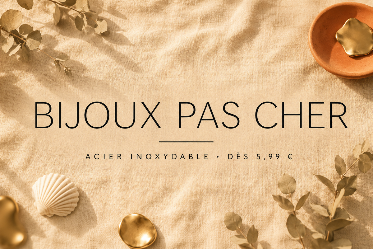 Bijoux en acier inoxydable pas cher pour femme sur lin beige méditerranéen