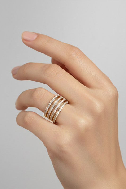 Bague en acier inoxydable dorée pour femme