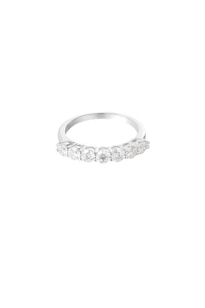 Bague en argent 925 sertie de pierres en moissanite