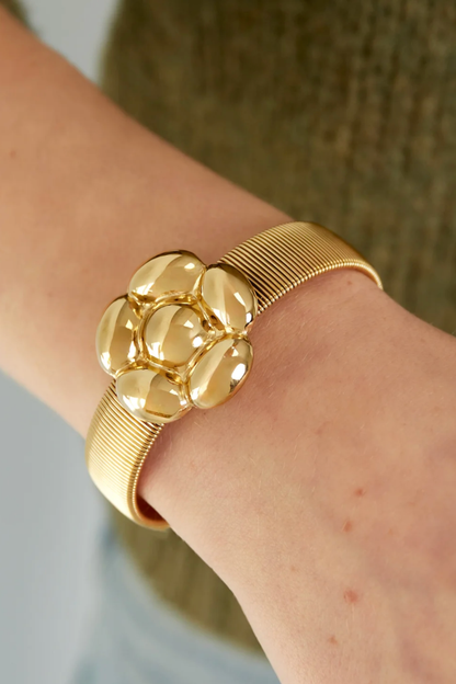 Bracelet Manchette Doré Maille Fleur en Acier Inoxydable