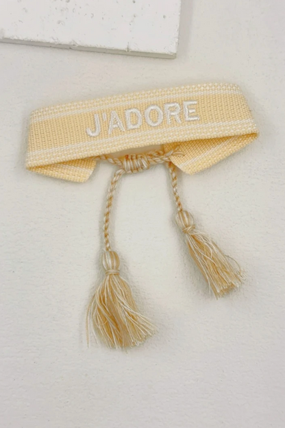 Bracelet en tissu “J’ADORE”