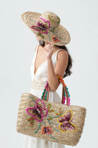 Chapeau de paille brodé papillon en sequins