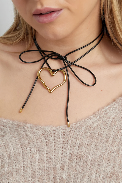 Collier Cœur Ouvert Ras de Cou Femme – Acier Inoxydable