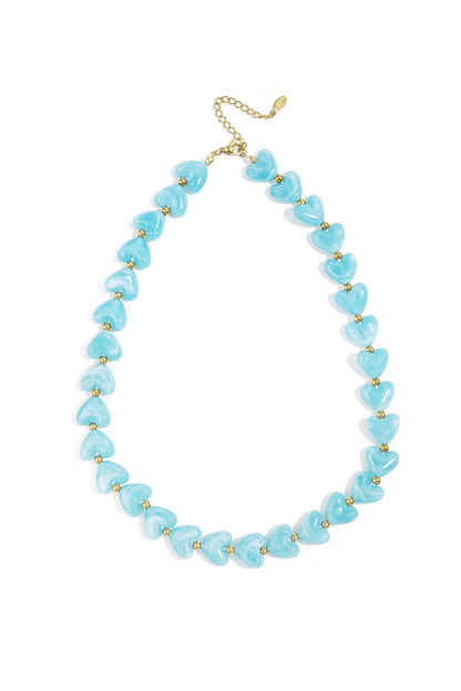 collier cœurs en acrylique tendance