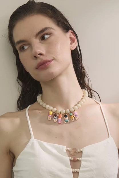 Collier poupées Bikini