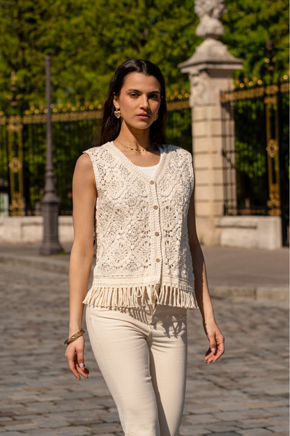 Gilet sans manches en crochet à franges