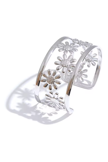 Manchette Large Fleur ajourée en Acier Inoxydable