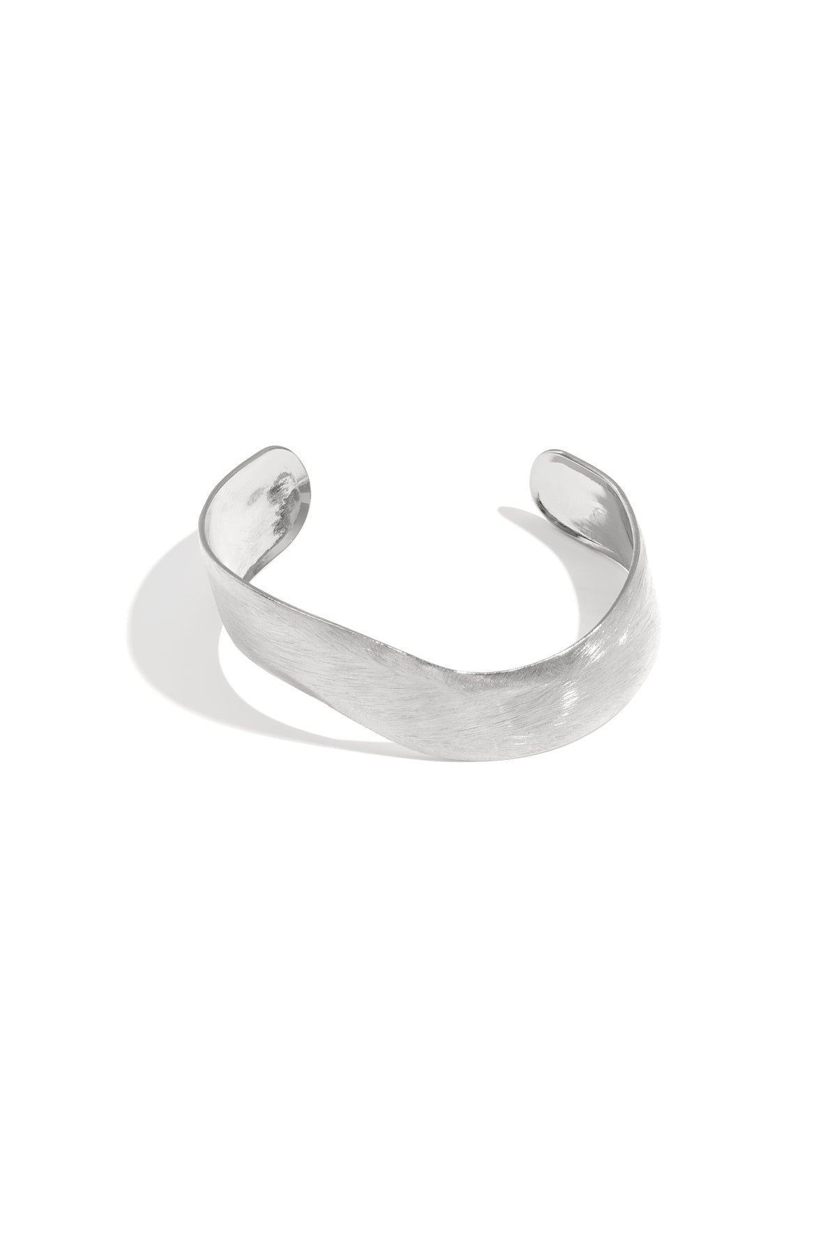 Bracelet manchette femme à forme irrégulière