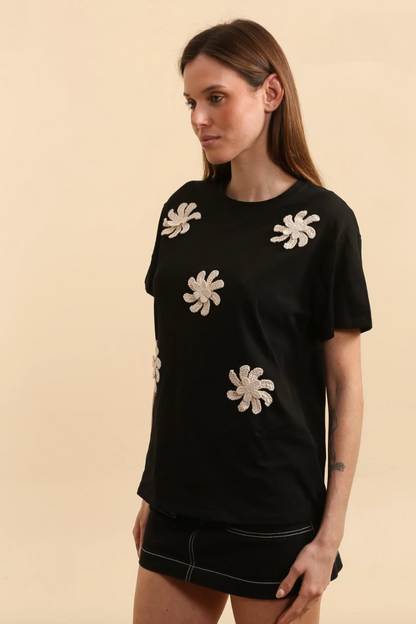 T-shirt en coton noir avec fleurs en crochet