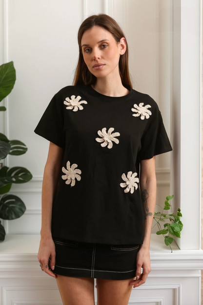 T-shirt en coton noir avec fleurs en crochet