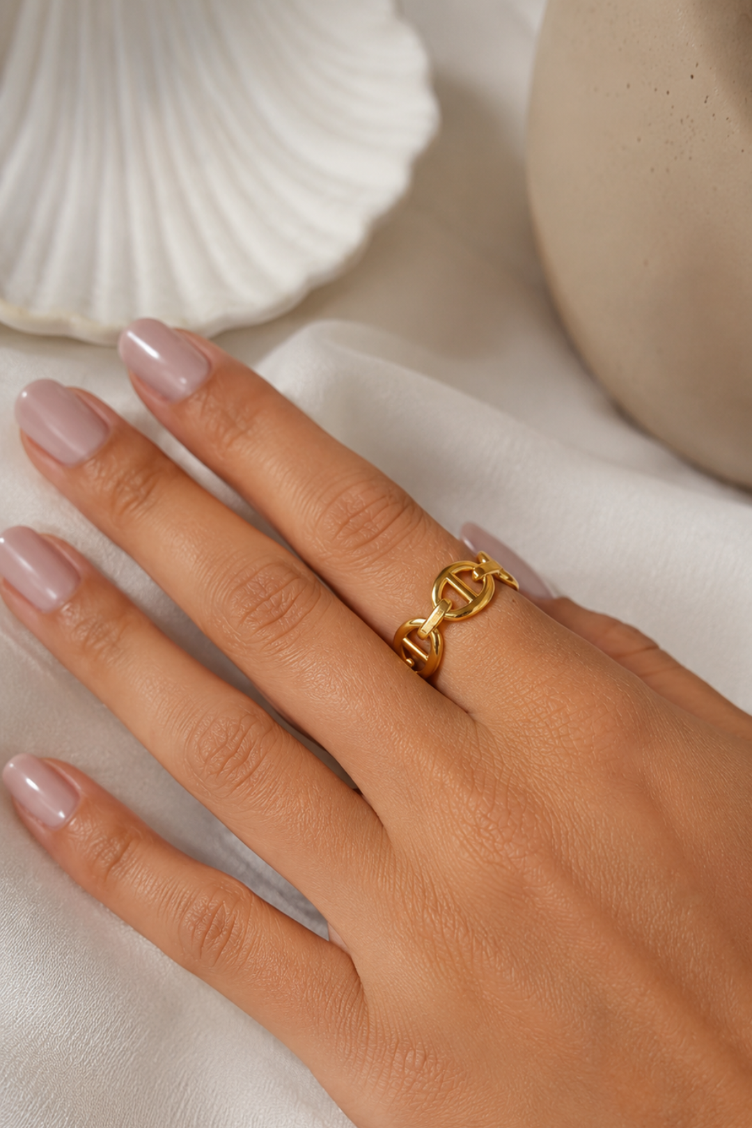 bague-celeste-maillons-entrelaces-doree