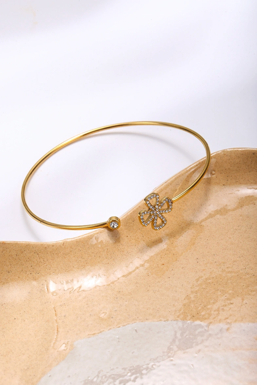 bracelet jonc fin fleur strass pour femme