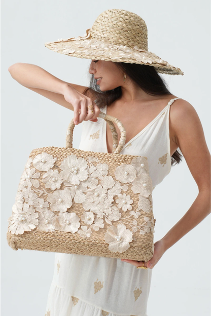 cabas-paille-dentelle-florale-perles-beige-vue-dos-mariage