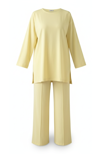 ensemble femme intérieur extérieur